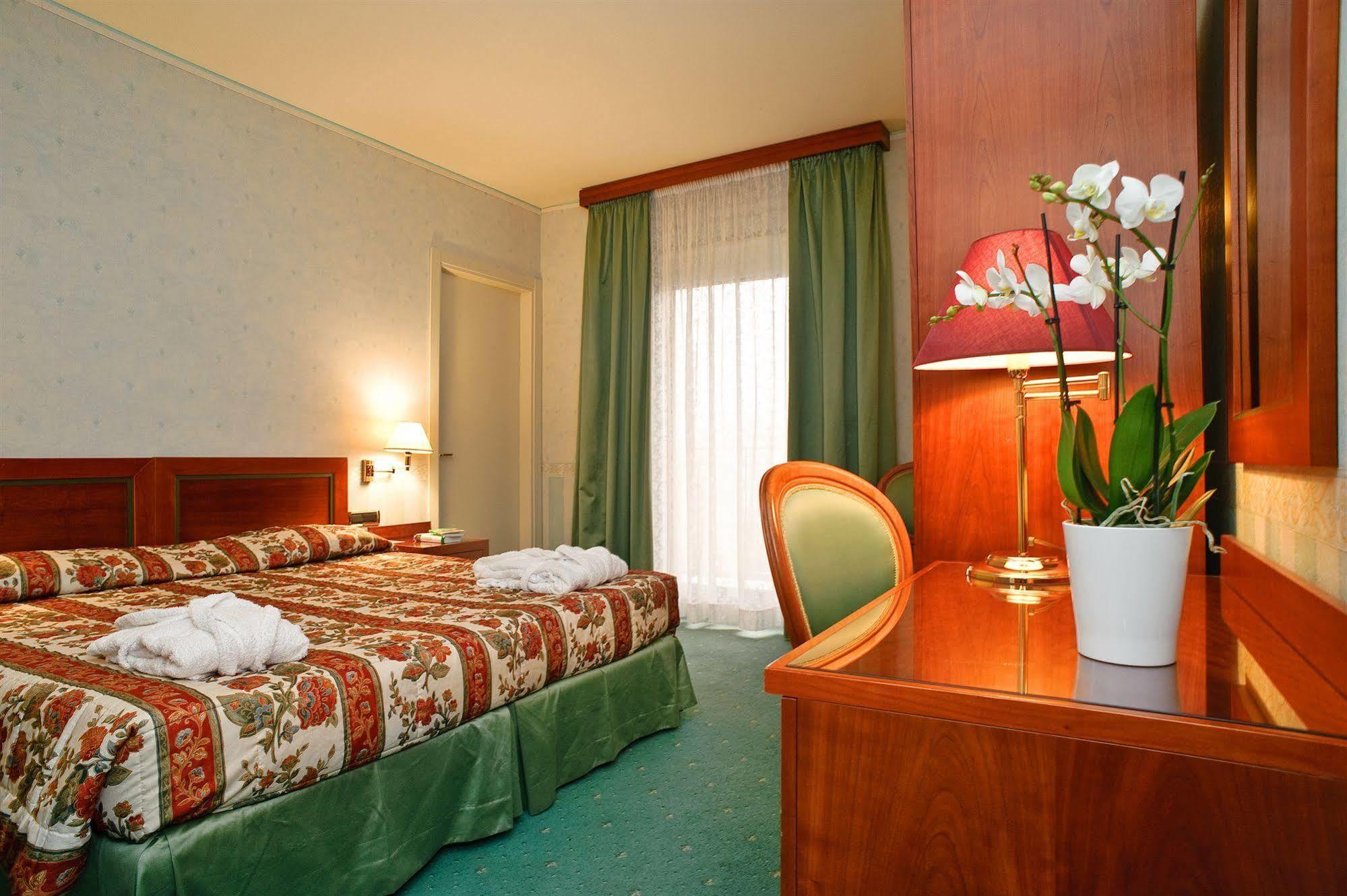 Cannara Phi Hotel Hortensis מראה חיצוני תמונה